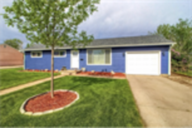 property at 425 S Harlan St