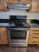 719 SW 4th St, Unit 100 in Corvallis, OR - Foto de edificio - Building Photo