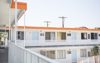 249 S Ave 55 in Los Angeles, CA - Building Photo - Building Photo