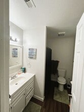 302 Shoreacres Blvd in Shoreacres, TX - Foto de edificio - Building Photo