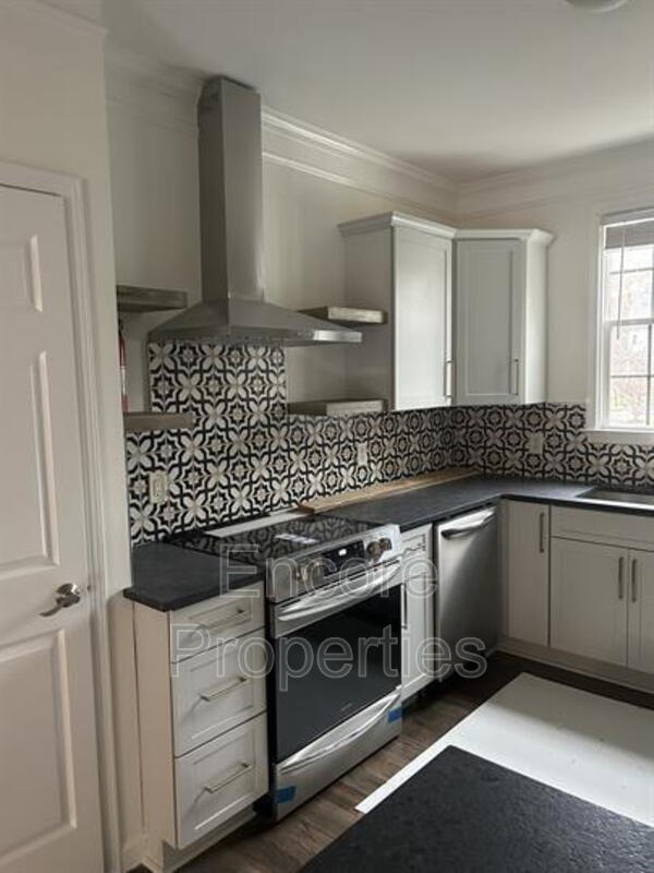 2220 Bellaire Ave in Raleigh, NC - Building Photo - Building Photo