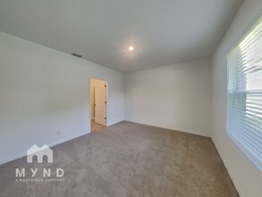 6985 Shelby Lynn Way in Zephyrhills, FL - Building Photo - Building Photo