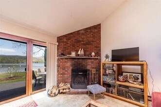15 Manor Estates Dr in Bristol, NH - Building Photo - Building Photo