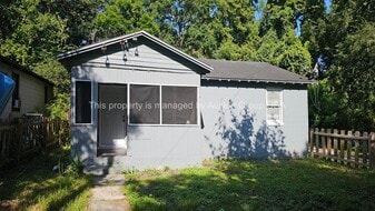 4066 Walnut St in Jacksonville, FL - Building Photo