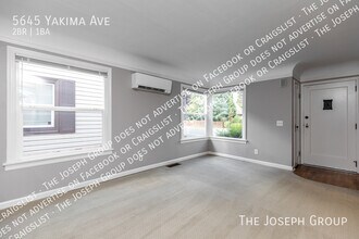 5645 S Yakima Ave in Tacoma, WA - Building Photo - Building Photo