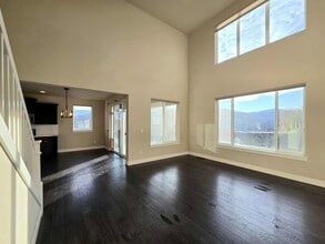 1744 S Blanchard Lp in East Wenatchee, WA - Building Photo - Building Photo