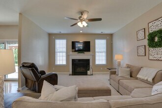 1945 Breck Ave in Virginia Beach, VA - Building Photo - Building Photo