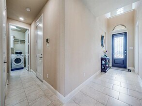 1710 Brookglen Ct in Carrollton, TX - Building Photo - Building Photo