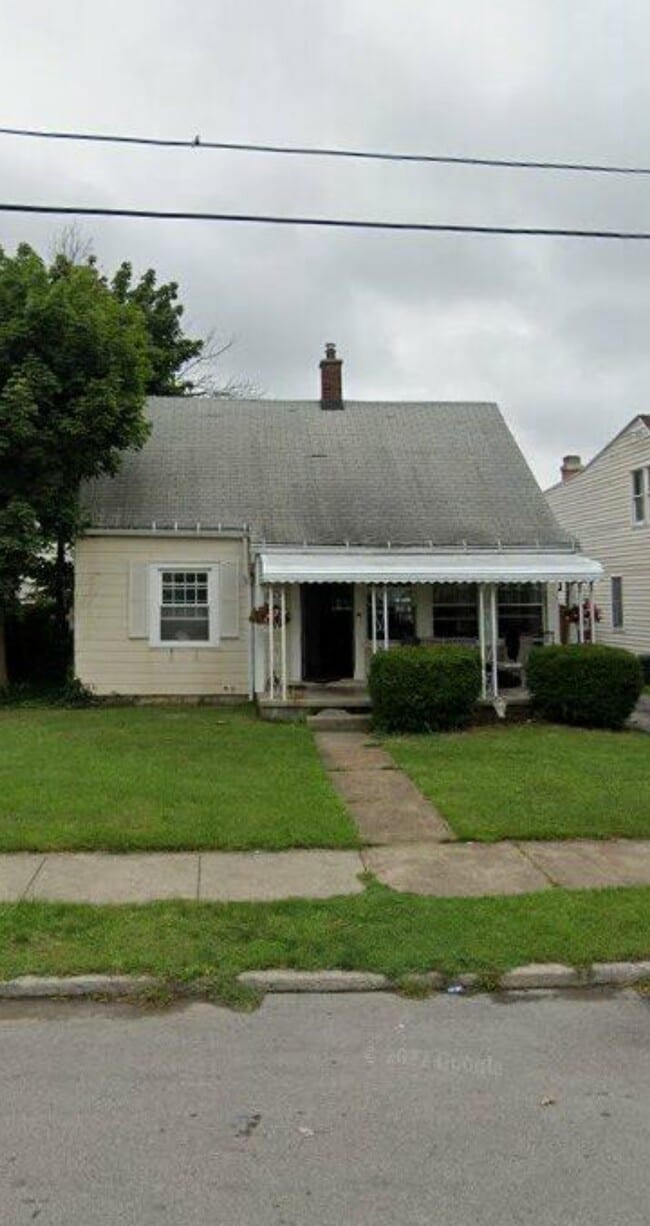 property at 2954 South Ave