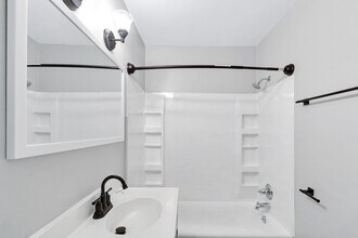 325 Arbor Ave in Louisville, KY - Building Photo - Building Photo