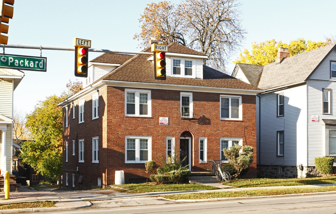 426 Packard St in Ann Arbor, MI - Building Photo