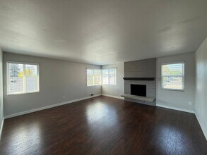 357 NW 50th St in Seattle, WA - Building Photo - Building Photo