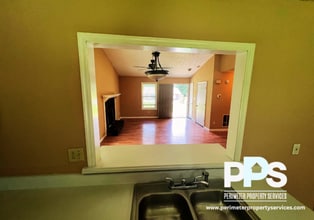 5758 Williamsburg Trce in Atlanta, GA - Building Photo - Building Photo