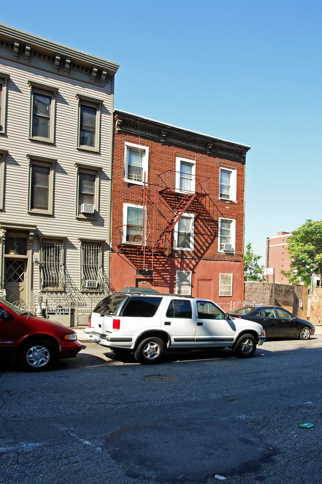 238 15th St in Brooklyn, NY - Building Photo - Building Photo