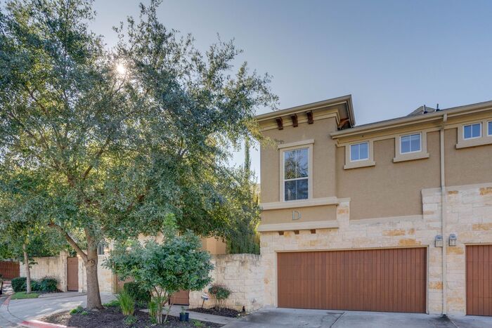 3406 Menchaca Rd-Unit -APT 14 in Austin, TX - Building Photo