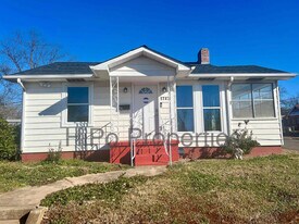 1747 Center Way S in Birmingham, AL - Building Photo