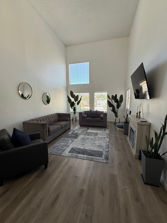 property at 1118 Valencia St