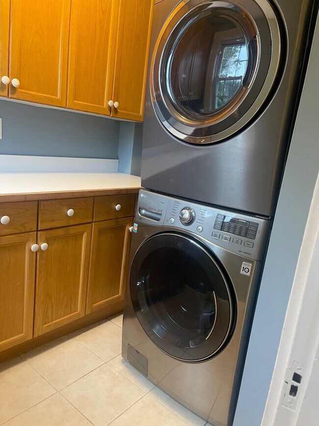 794 Boylston St, Unit 3 in Chestnut Hill, MA - Building Photo - Building Photo