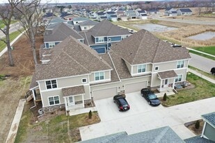 6038 Driscoll Dr in Madison, WI - Building Photo
