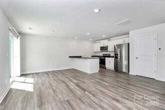 2927 Penninger Cir in Charlotte, NC - Foto de edificio - Building Photo
