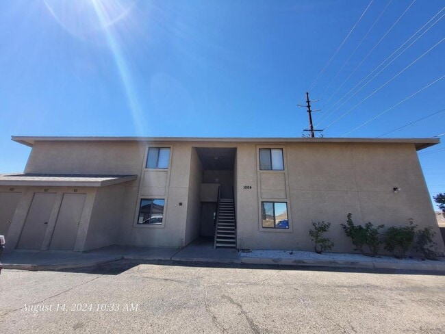 property at 1004 Beverly Ave