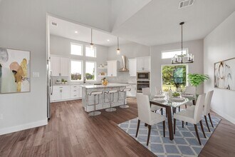 118 Cap Rock Dr in Horseshoe Bay, TX - Building Photo - Building Photo