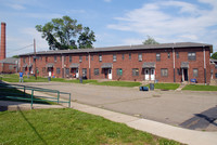 Stephen Crane Village in Newark, NJ - Foto de edificio - Building Photo