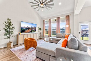 8512 Bestride Bend in Austin, TX - Building Photo