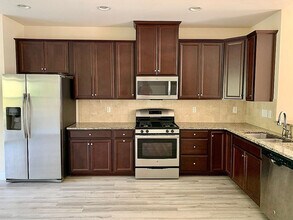 Room in Townhome on Suffield Way in Cary, NC - Building Photo - Building Photo