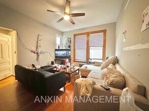 71 Gardner St, Unit 1 in Boston, MA - Building Photo - Building Photo