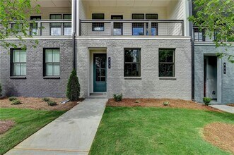 428 N Park in Alpharetta, GA - Building Photo - Building Photo