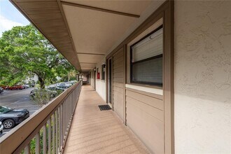 3034 Eastland Blvd in Clearwater, FL - Building Photo - Building Photo