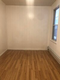 136 W 31st St photo'