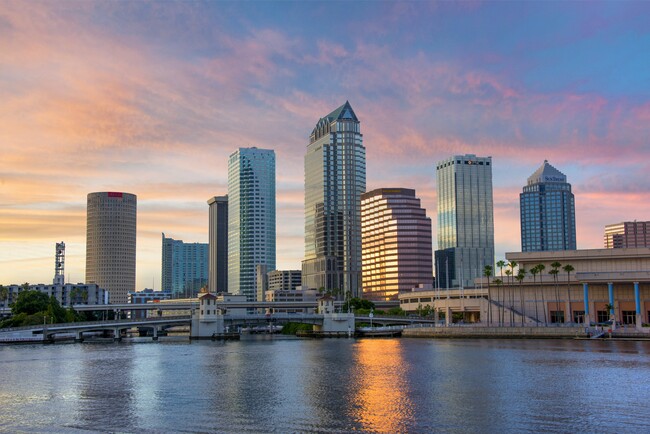 Arabelle Riverwalk in Tampa, FL - Foto de edificio - Building Photo