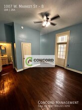 1007 W Market St-Unit -B in Greensboro, NC - Building Photo - Building Photo