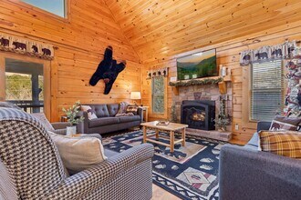 1810 Trout Way in Sevierville, TN - Building Photo - Building Photo