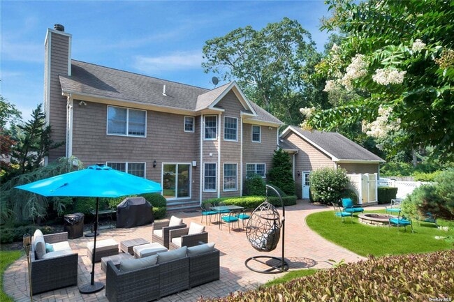 1460 Hillcrest Dr in Orient, NY - Building Photo - Building Photo