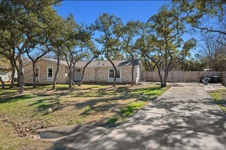 712 Ruby Isle Dr in Leander, TX - Building Photo - Building Photo