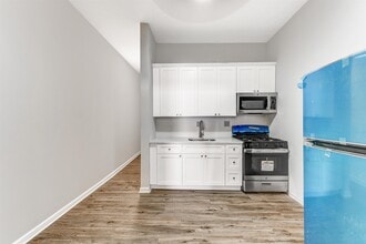 193 Ogden Ave. in Jersey City, NJ - Building Photo - Building Photo