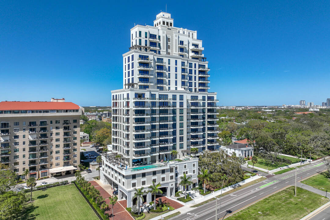 Hyde Park House in Tampa, FL - Foto de edificio