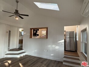 2215 Lake Shore Ave in Los Angeles, CA - Building Photo - Building Photo