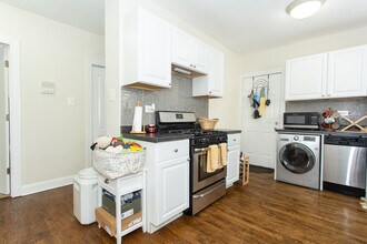 3845 N Greenview Ave in Chicago, IL - Building Photo - Building Photo