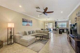 7811 52nd Terrace E in Bradenton, FL - Building Photo - Building Photo