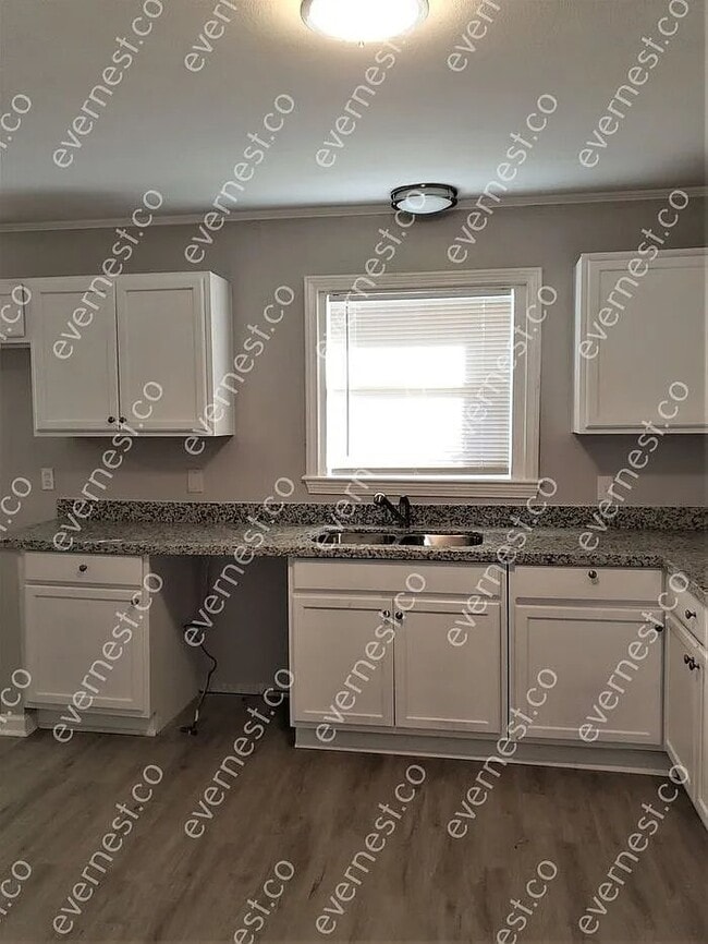 729 McCluer Rd in Jackson, MS - Building Photo - Building Photo