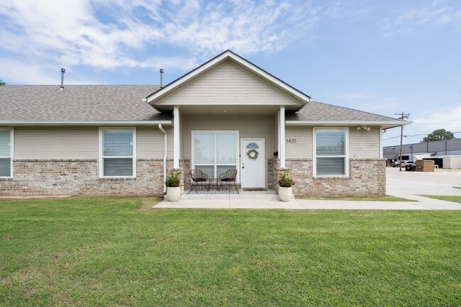 property at 1420 George Ave