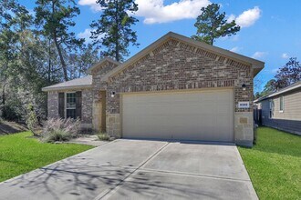 4340 S Amber Ruse Ct in Panorama Village, TX - Building Photo - Building Photo