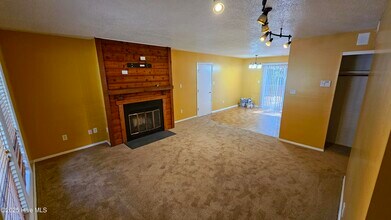 709 Terrace Ct in Jacksonville, NC - Building Photo - Building Photo