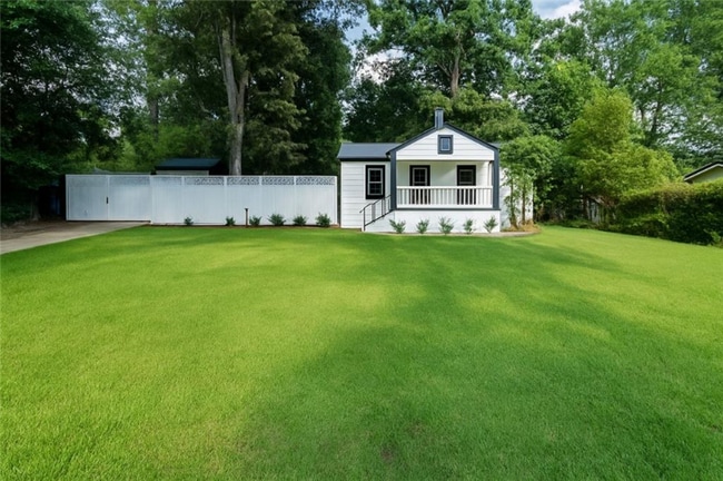 property at 2502 Barge Rd SW