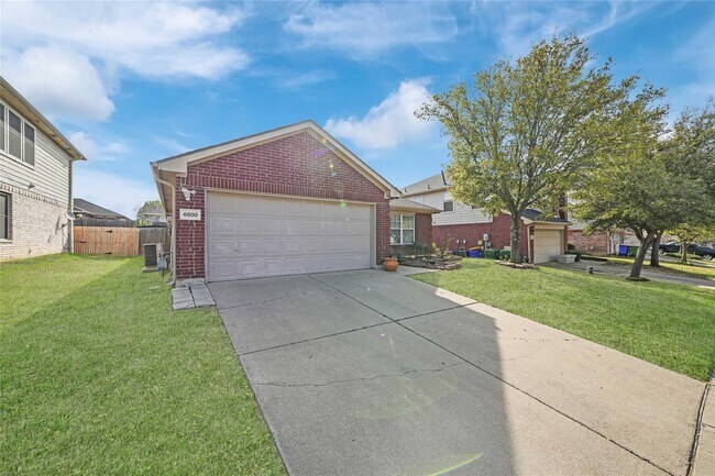 6800 Geyser Trail in Watauga, TX - Building Photo - Building Photo