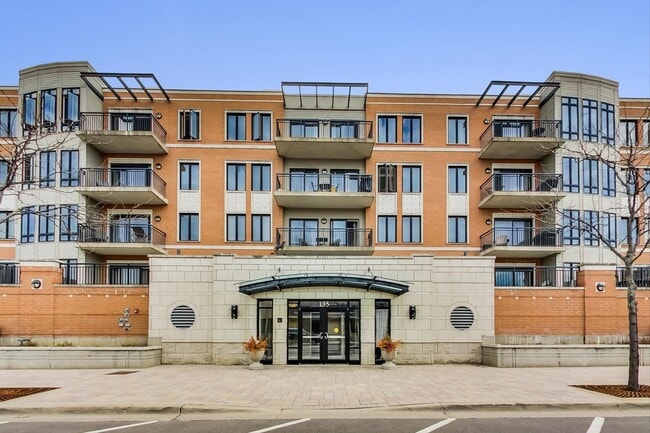 property at 135 S York St